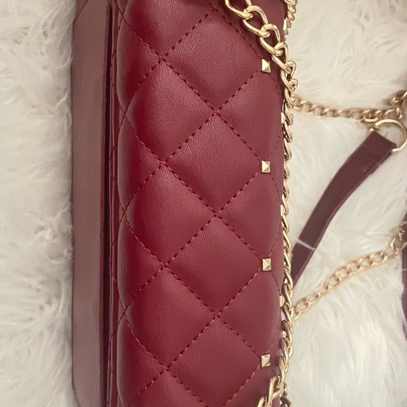 Badgley Mischka Quilted Shoulder Bag Burgundy with Gold Studs - Picture 9 of 14